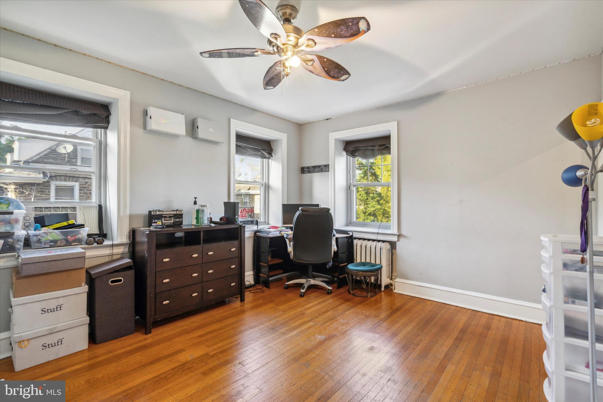 EAST OAK LANE - Residential