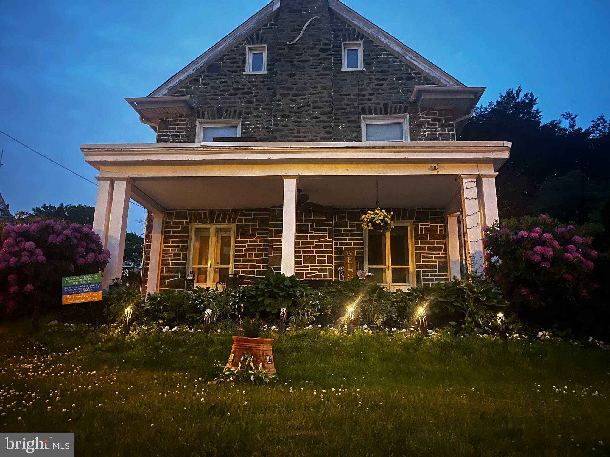 EAST OAK LANE - Residential