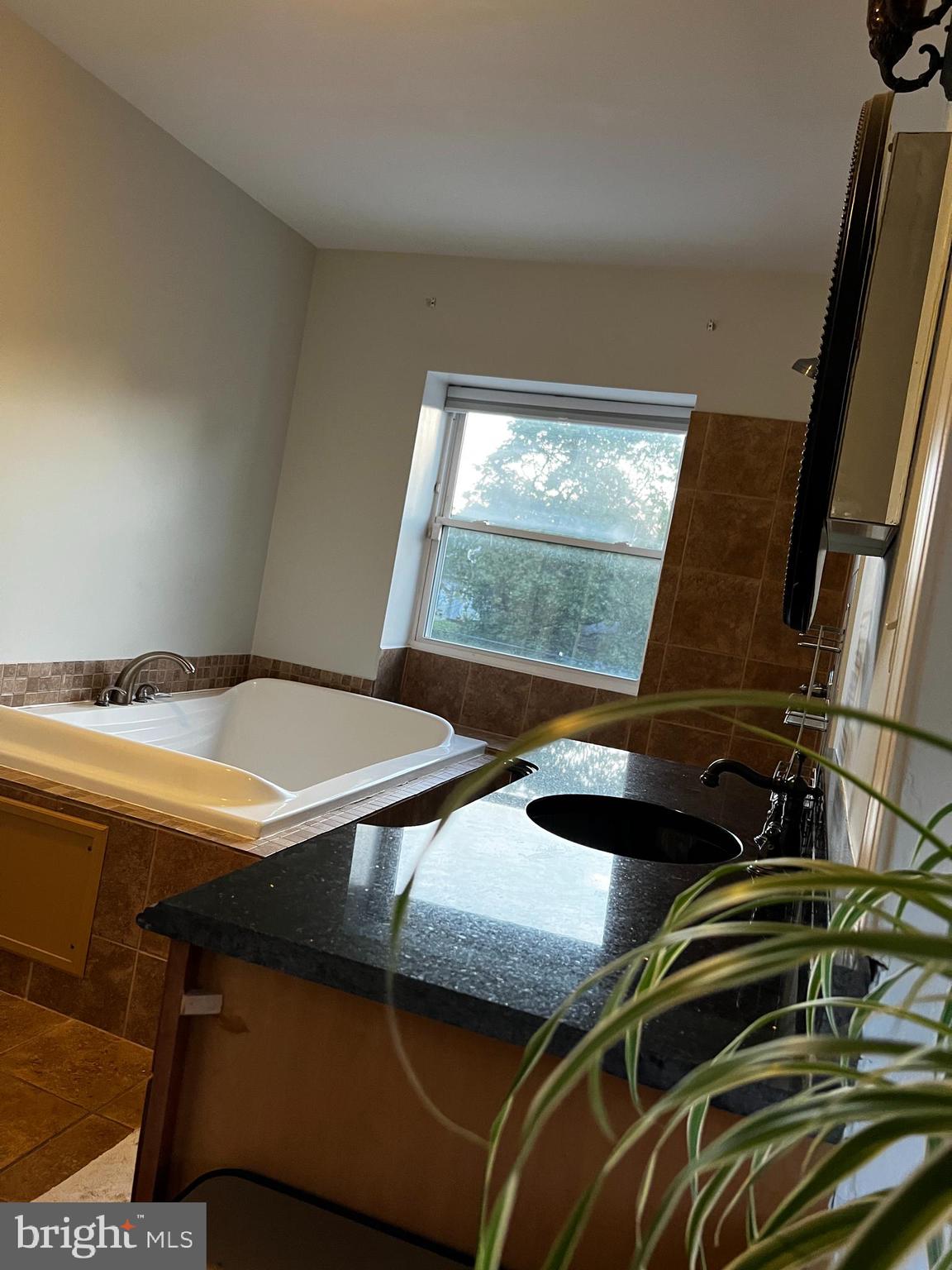 EAST OAK LANE - Residential