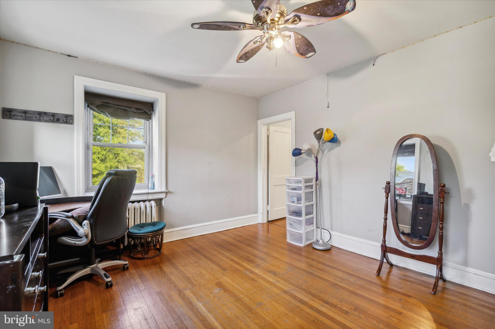 EAST OAK LANE - Residential