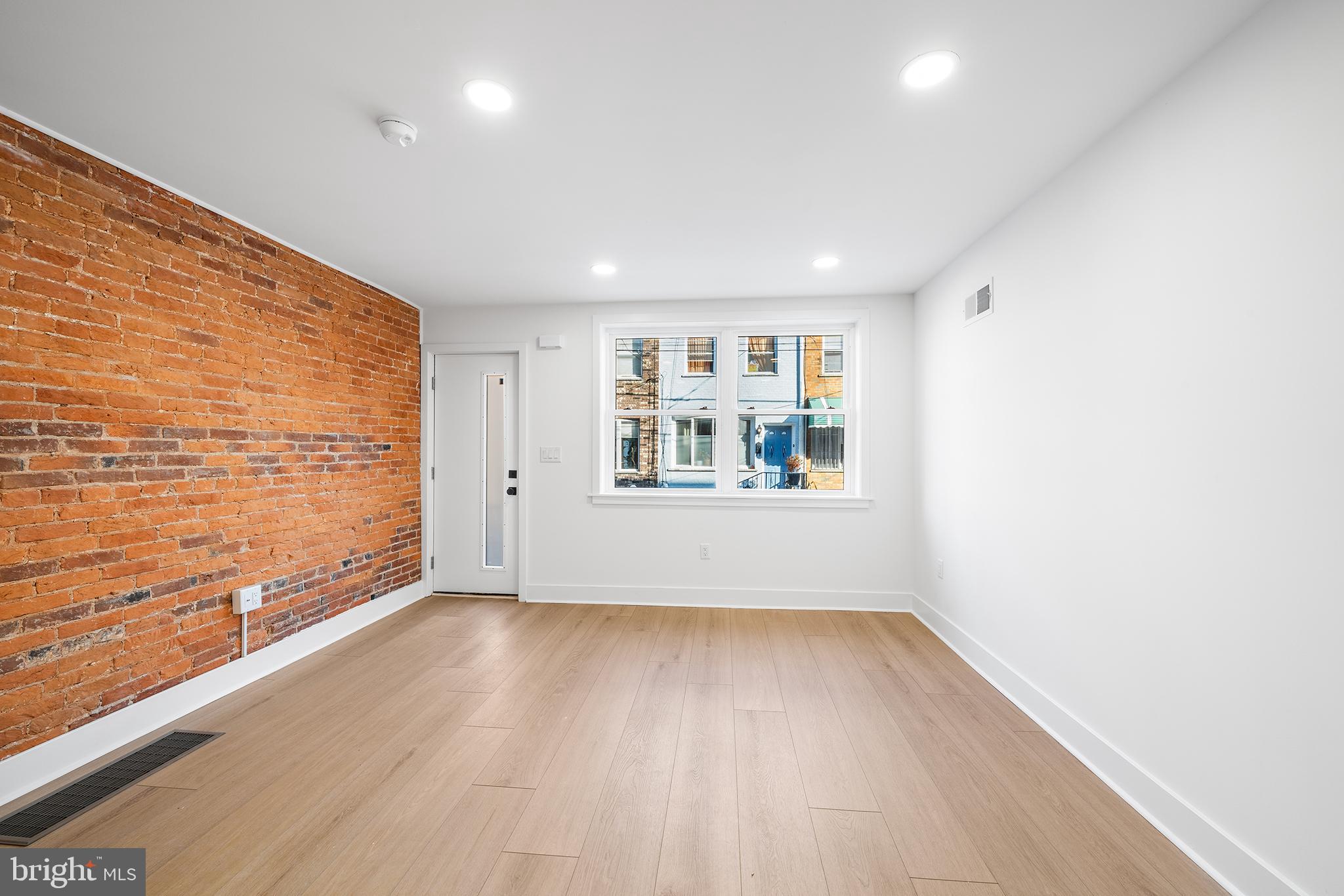 PHILADELPHIA (SOUTH) - Residential