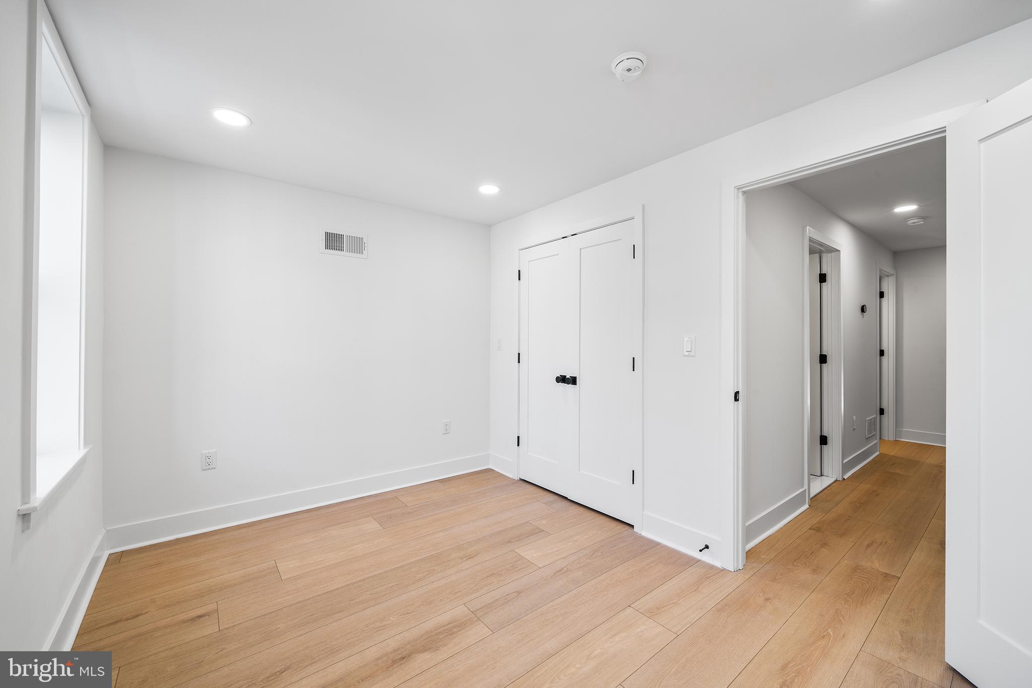 PHILADELPHIA (SOUTH) - Residential