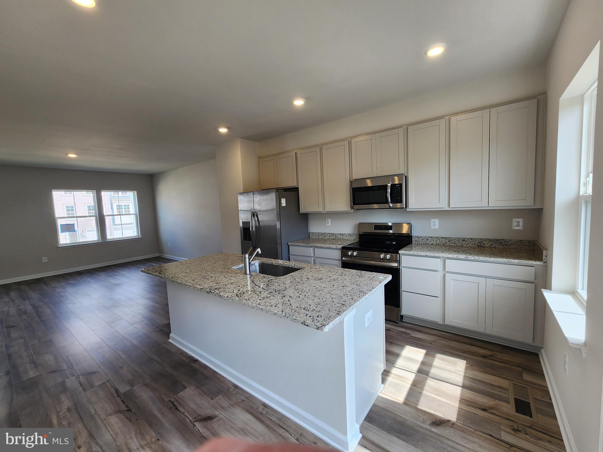 WILLOW GLEN - Residential Lease