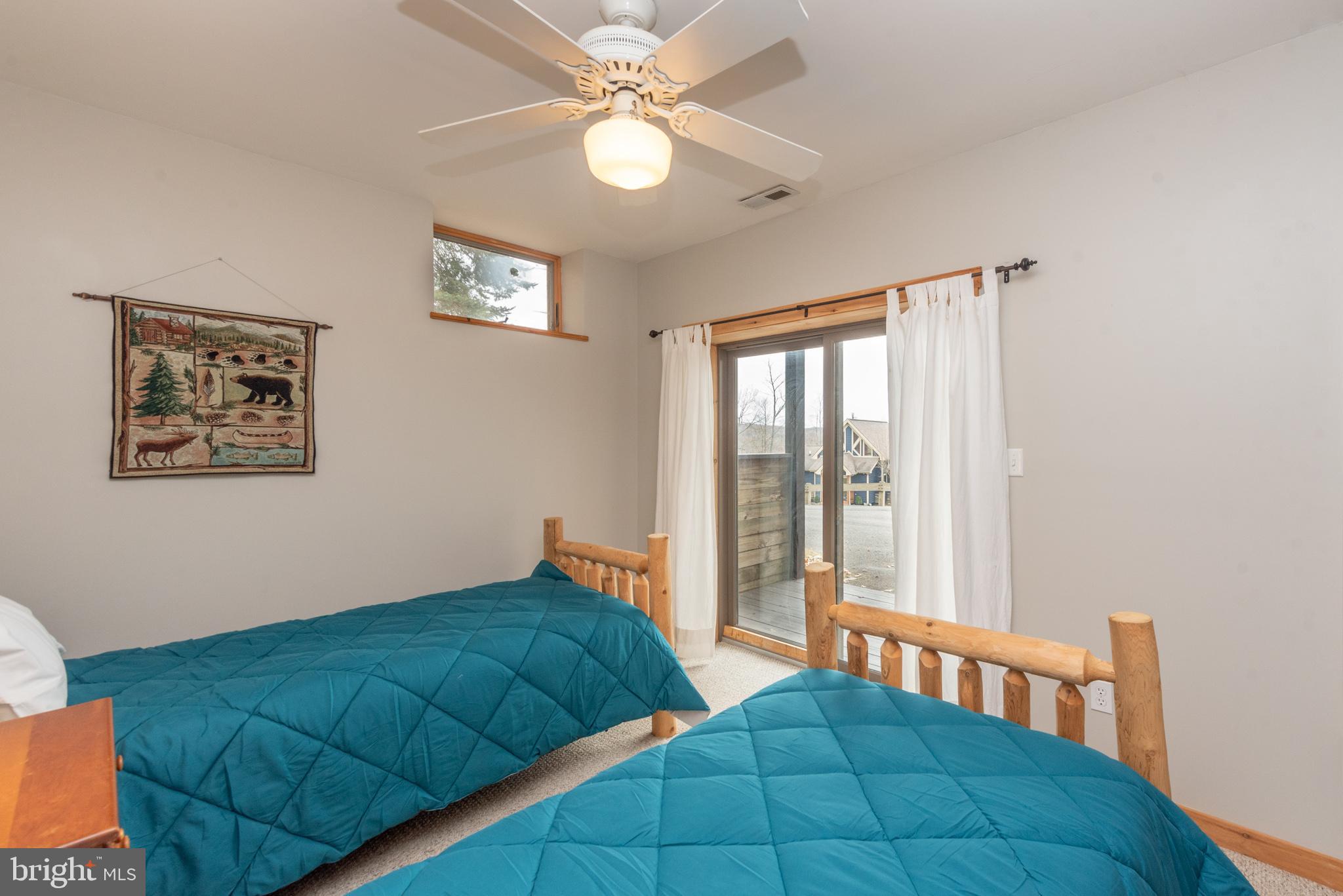 SOUTHRIDGE - Residential