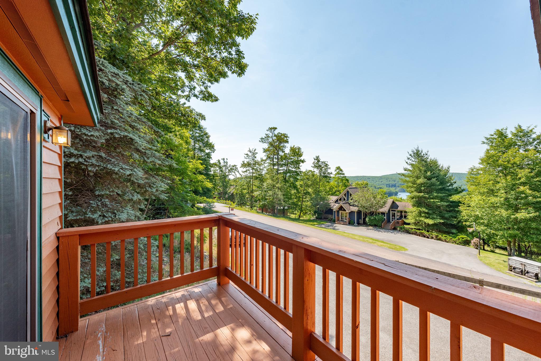 SOUTHRIDGE - Residential