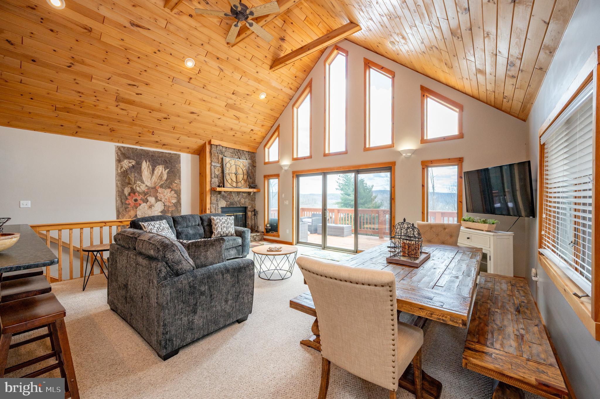 35 SOUTHRIDGE TERRACE