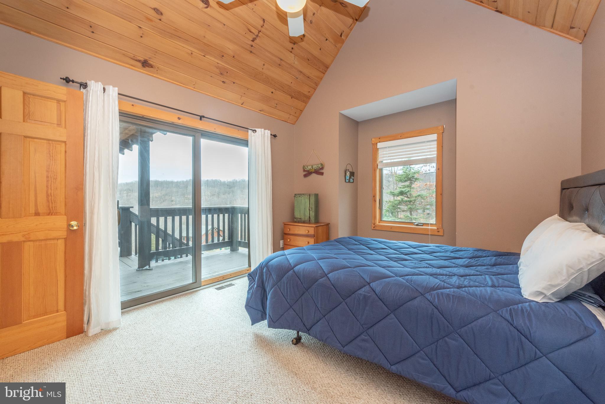 SOUTHRIDGE - Residential