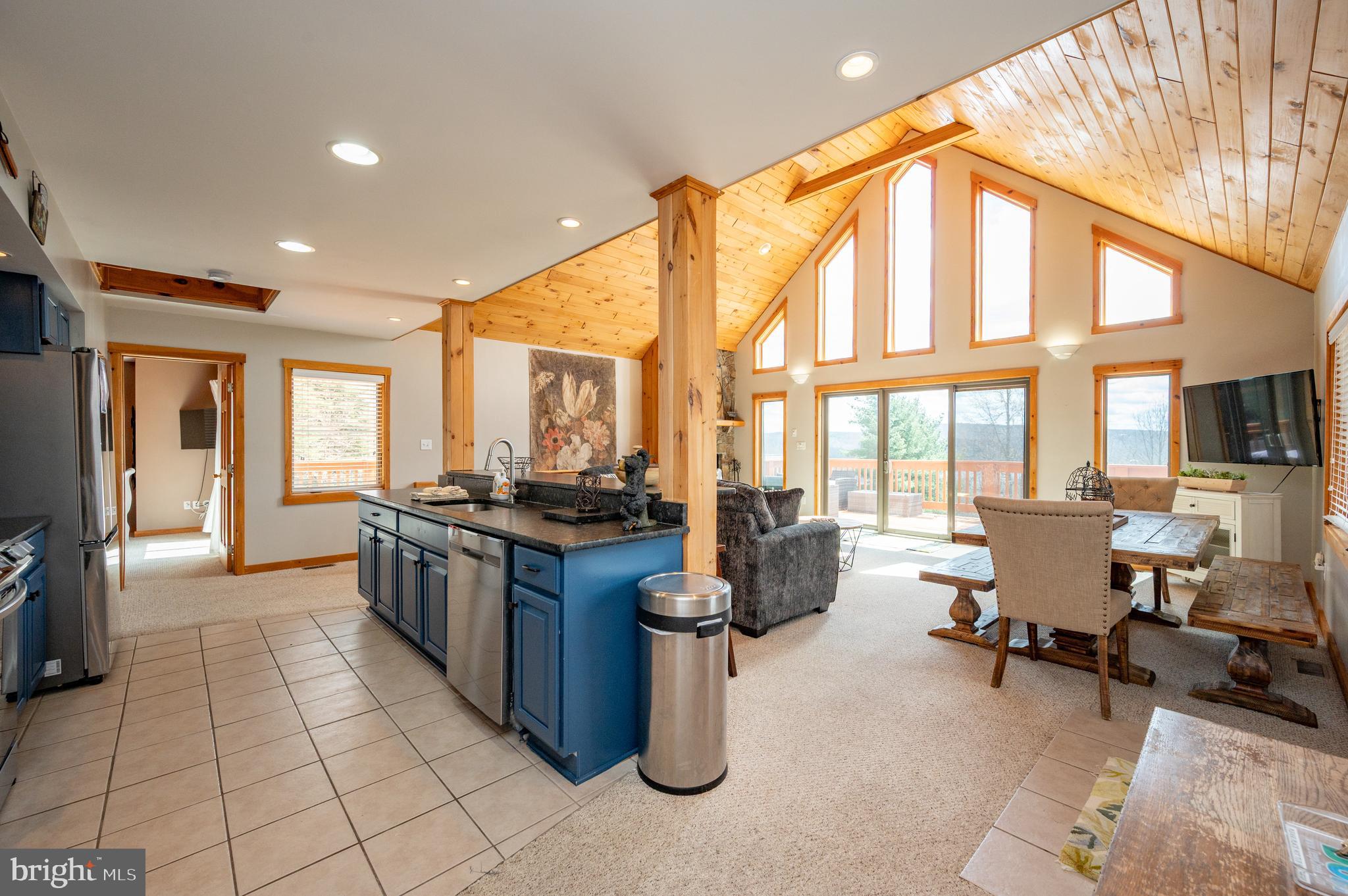 SOUTHRIDGE - Residential