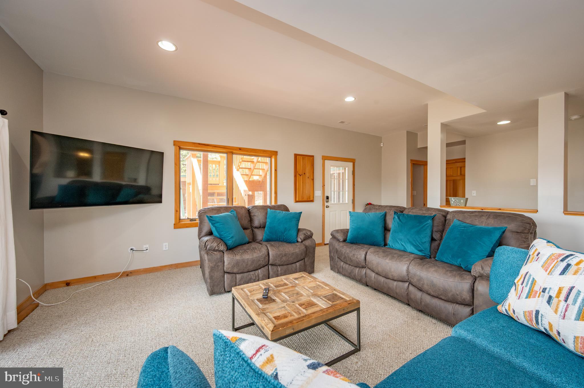 SOUTHRIDGE - Residential