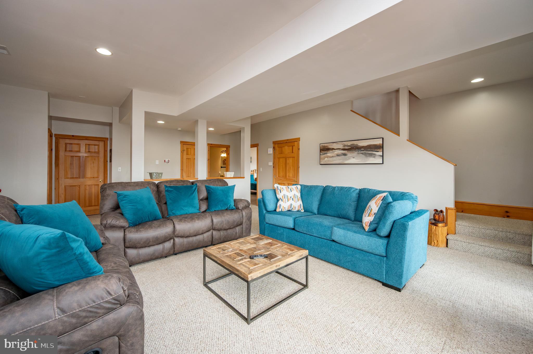 SOUTHRIDGE - Residential