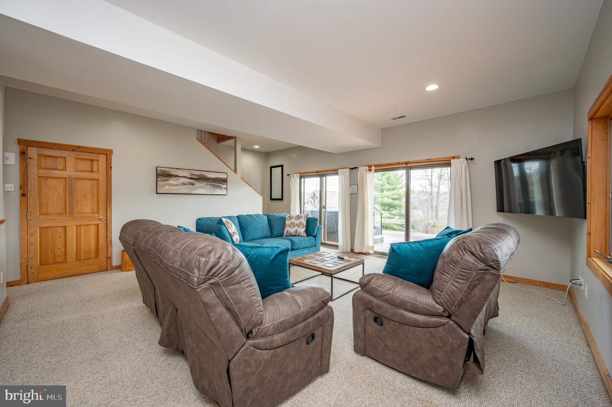 SOUTHRIDGE - Residential