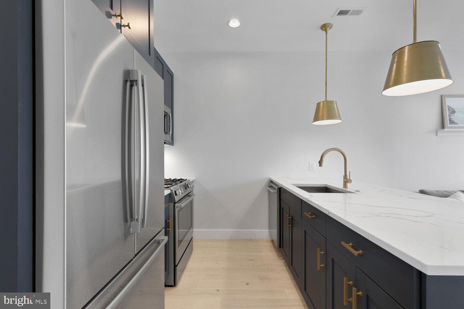 664 GLICK COURT NW 6