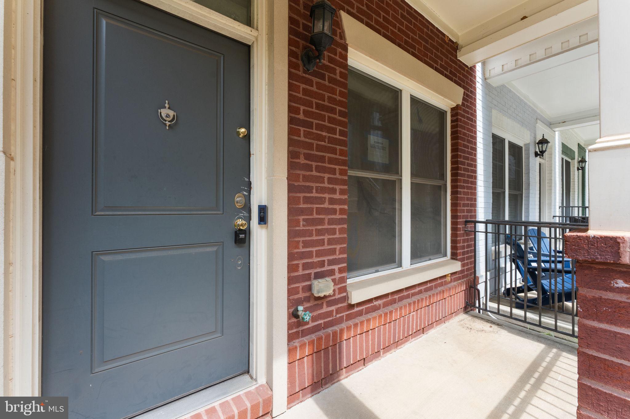 538 REGENT PLACE NE