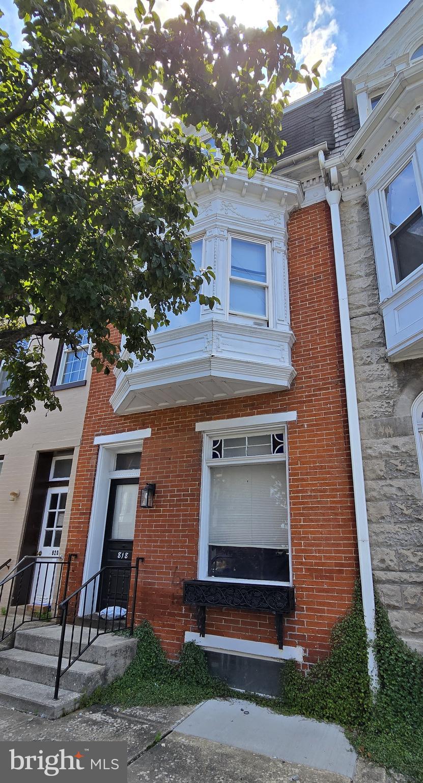 818 E MARKET STREET