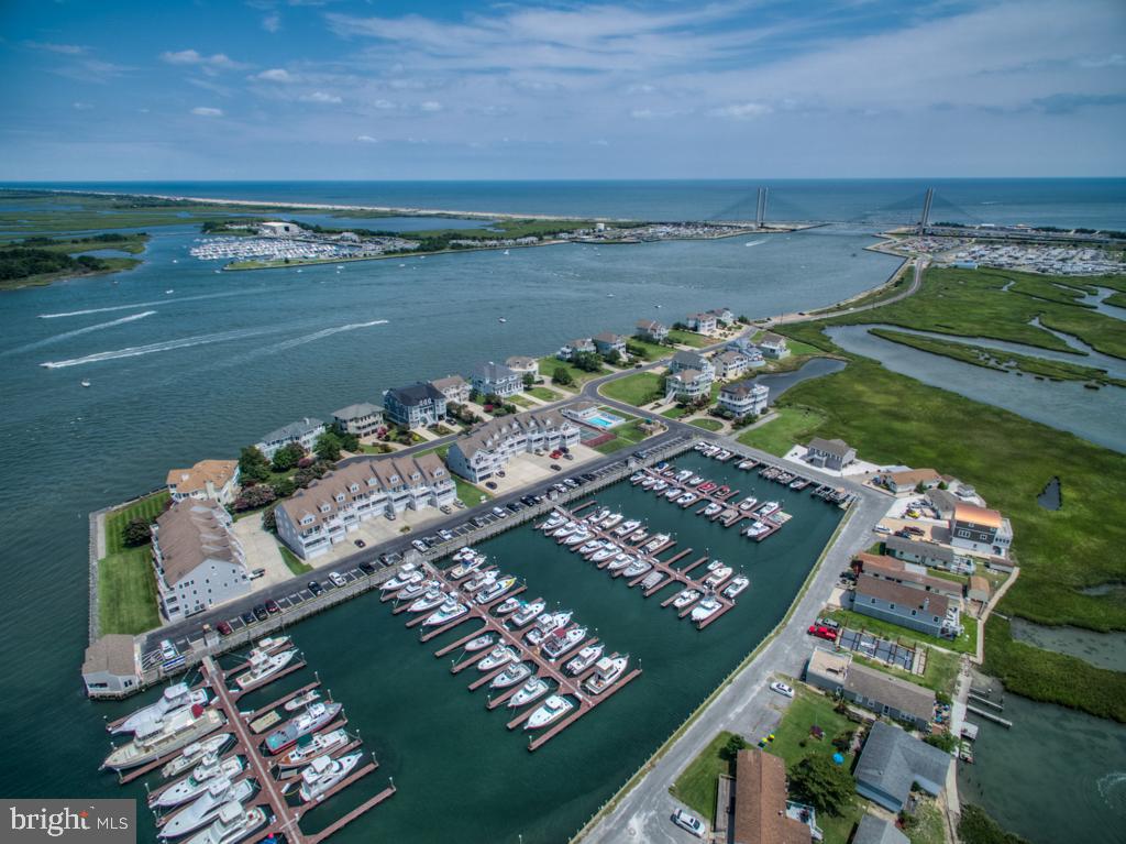 SOUTH SHORE MARINA - Residential