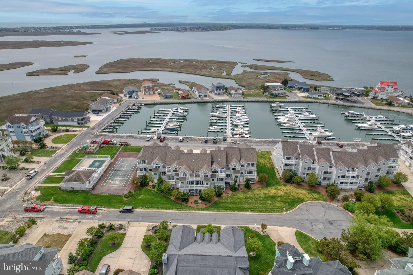 SOUTH SHORE MARINA - Residential