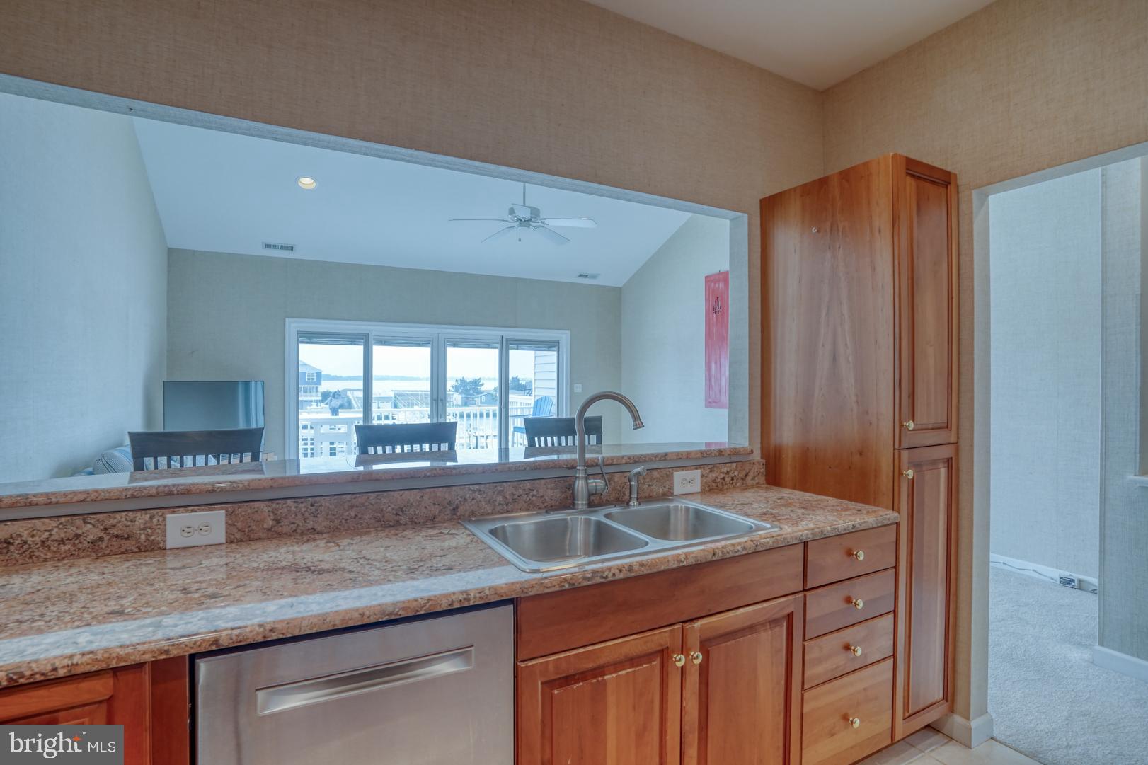 SOUTH SHORE MARINA - Residential