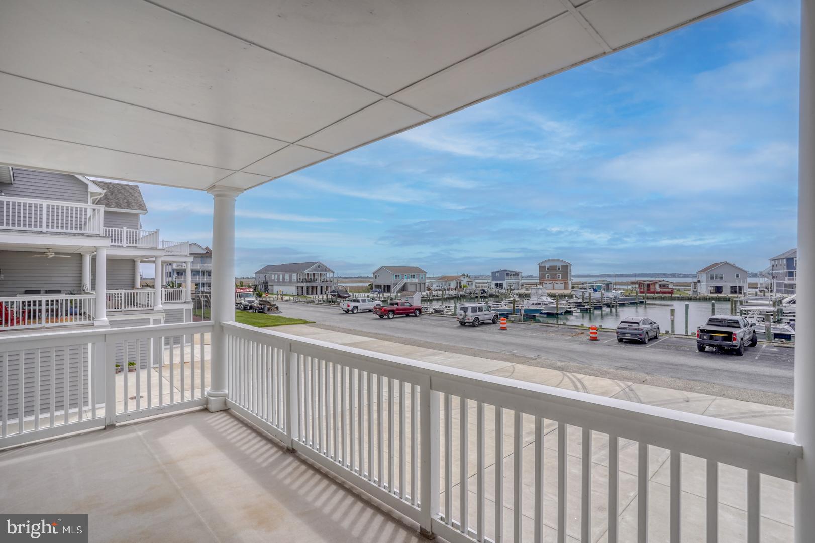 SOUTH SHORE MARINA - Residential