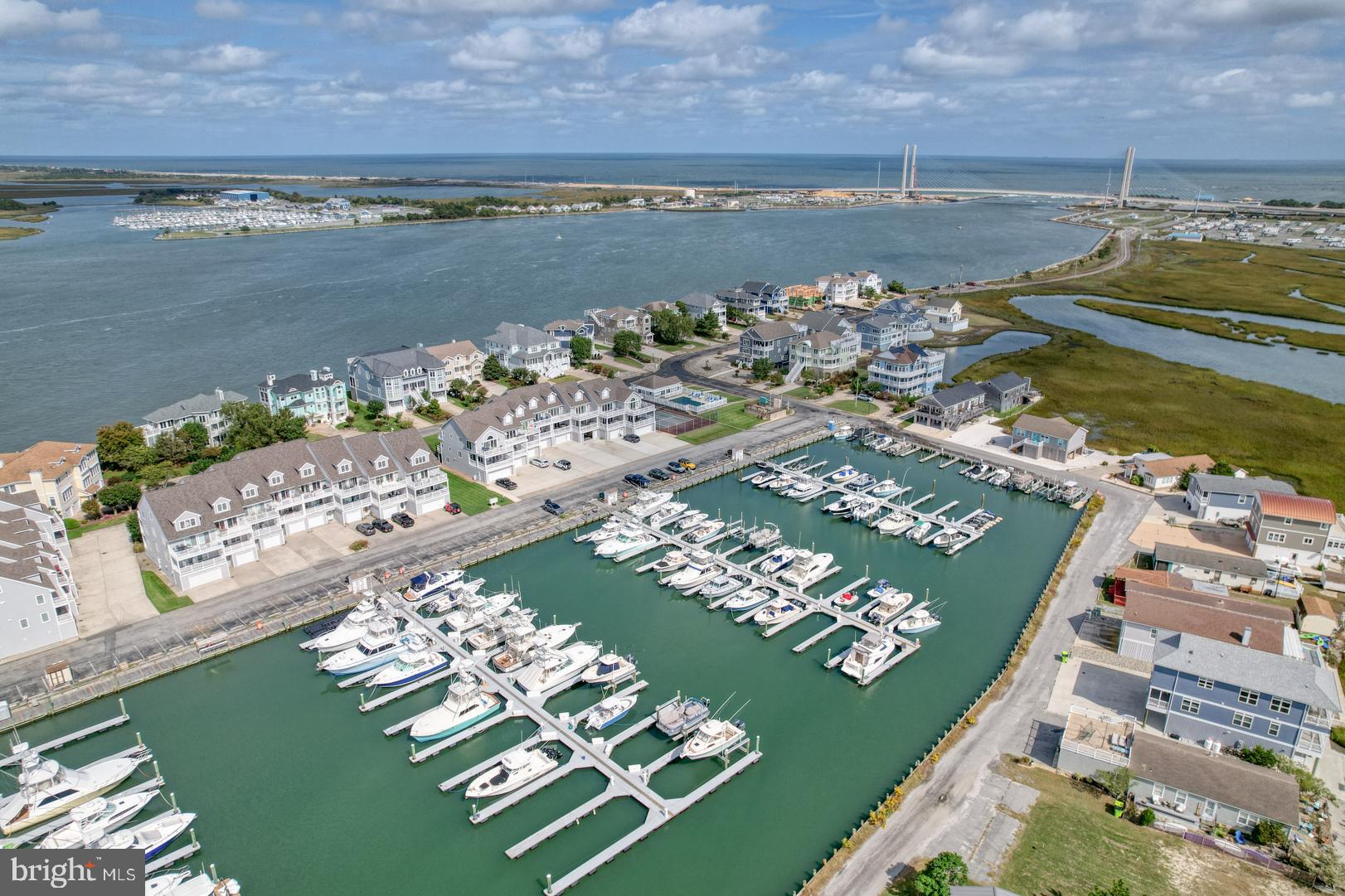 SOUTH SHORE MARINA - Residential