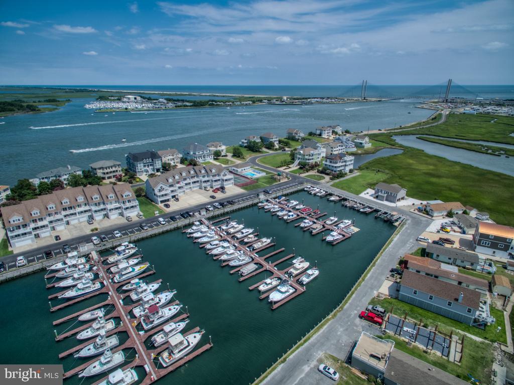 SOUTH SHORE MARINA - Residential