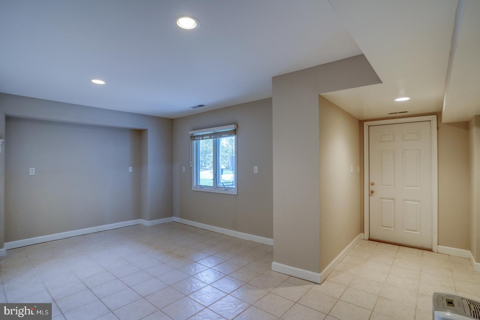 SOUTH SHORE MARINA - Residential