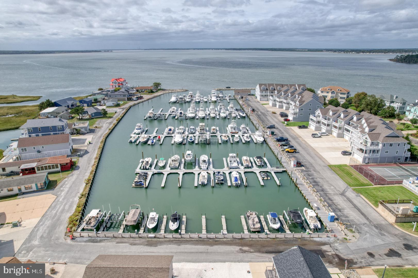SOUTH SHORE MARINA - Residential