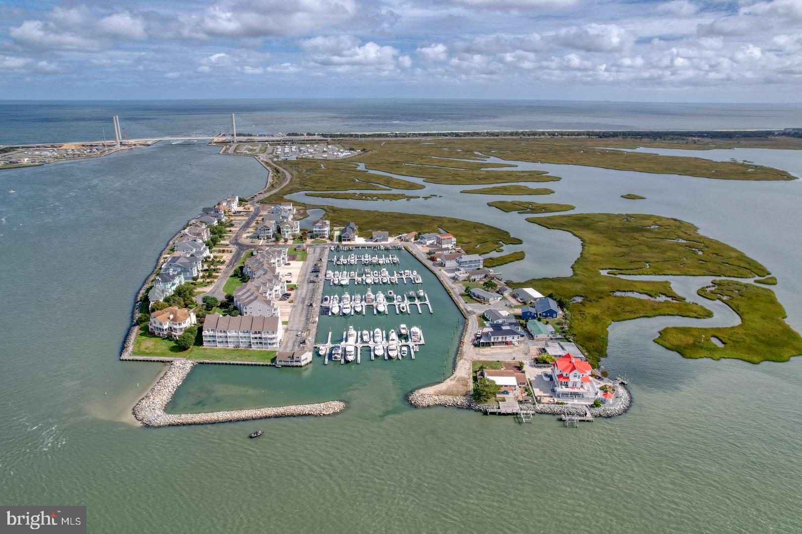 SOUTH SHORE MARINA - Residential