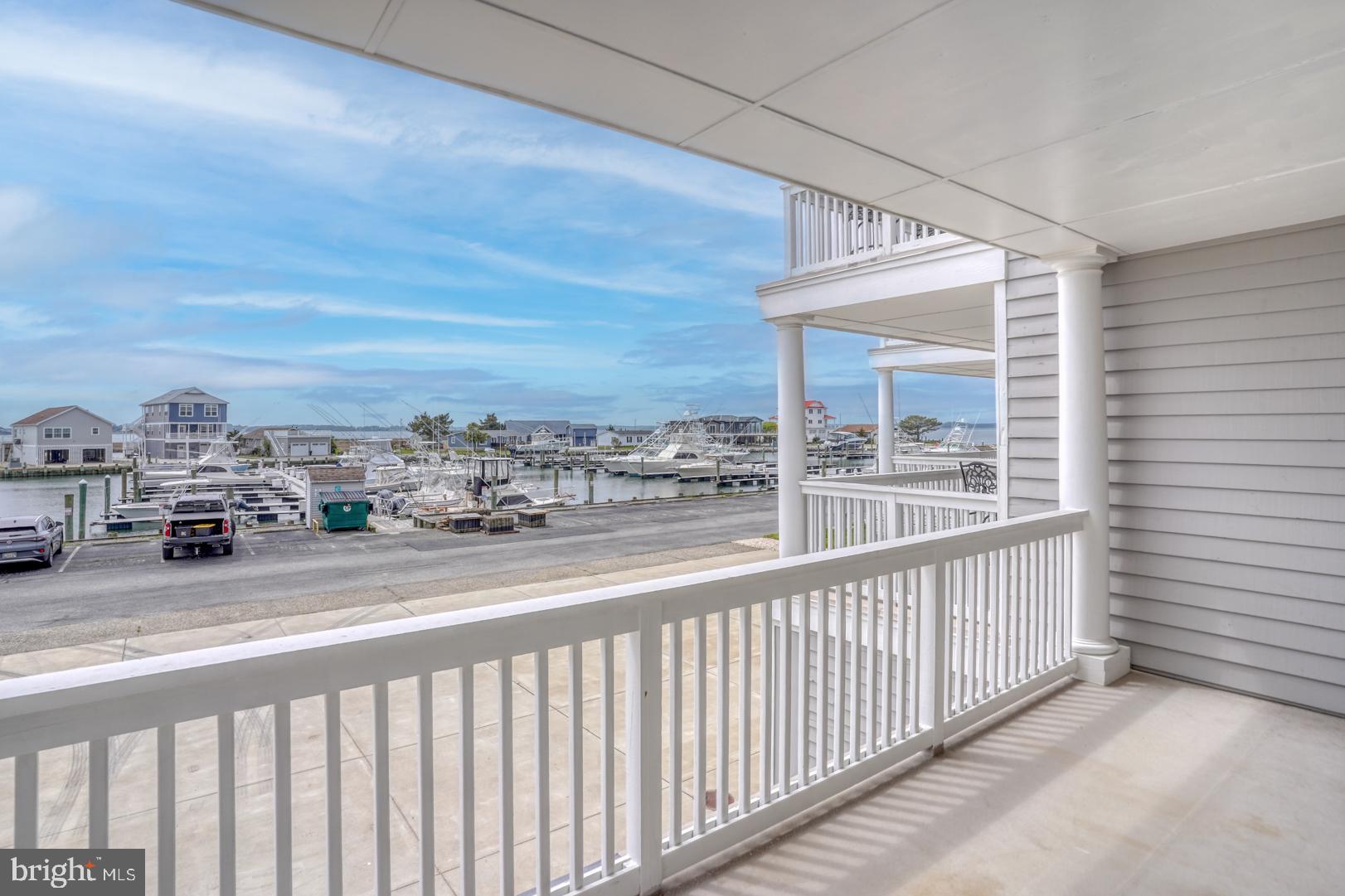 SOUTH SHORE MARINA - Residential