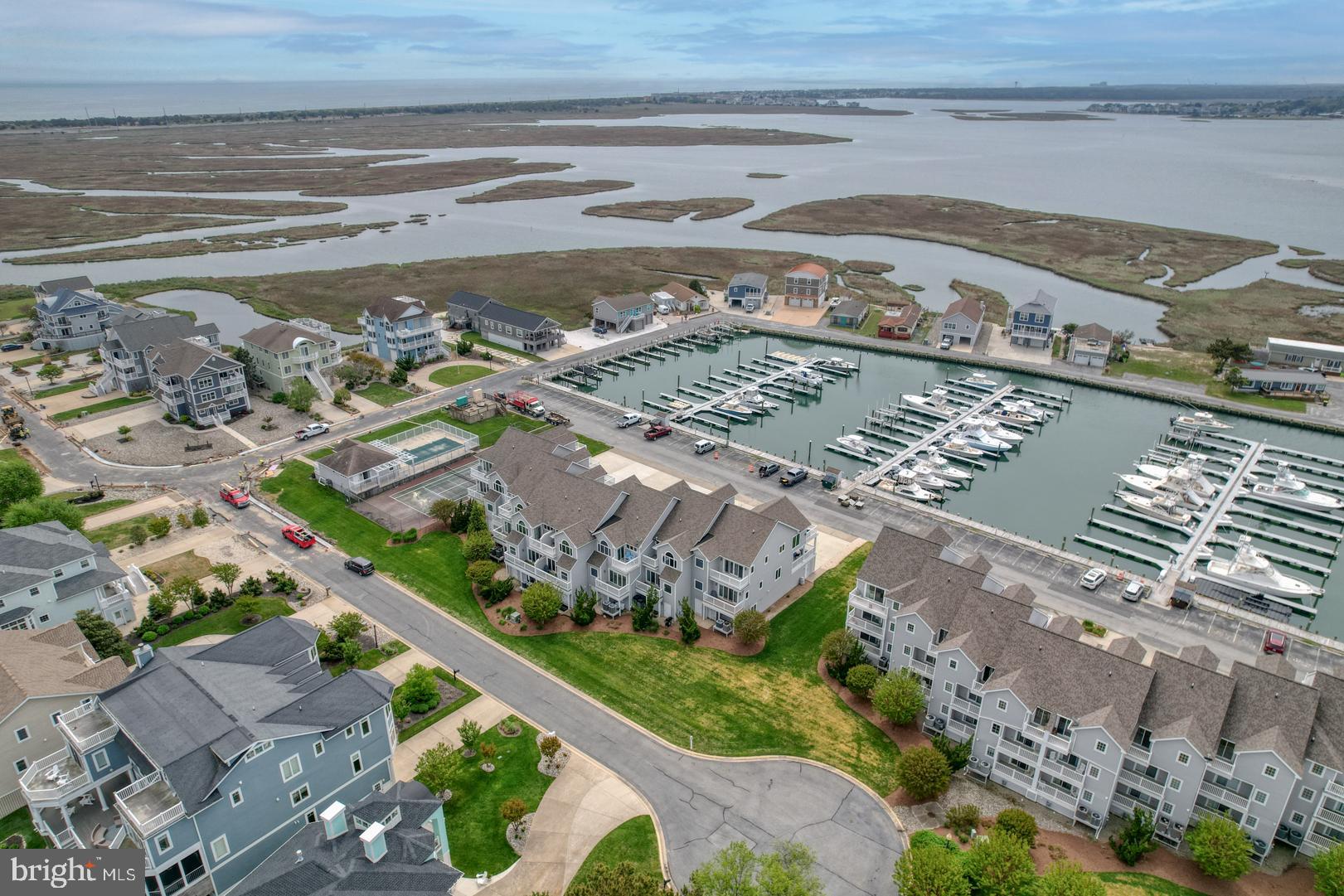 SOUTH SHORE MARINA - Residential