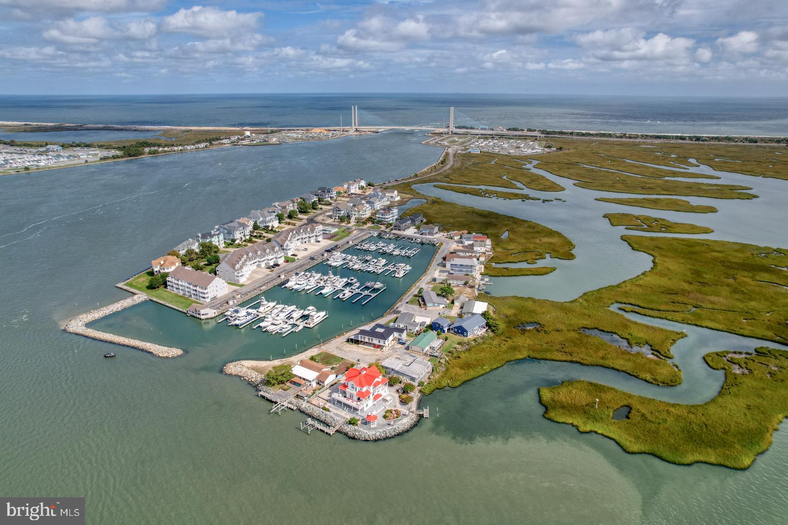 SOUTH SHORE MARINA - Residential