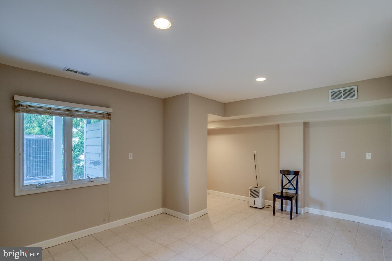 SOUTH SHORE MARINA - Residential