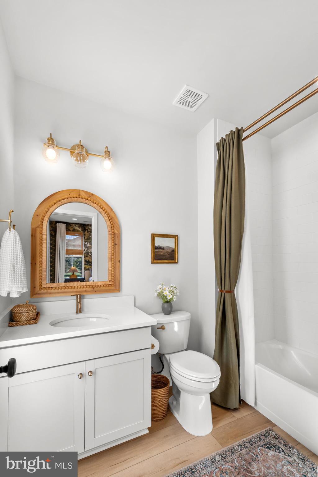 BRAMBLETON TOWN CENTER SOUTH - Residential