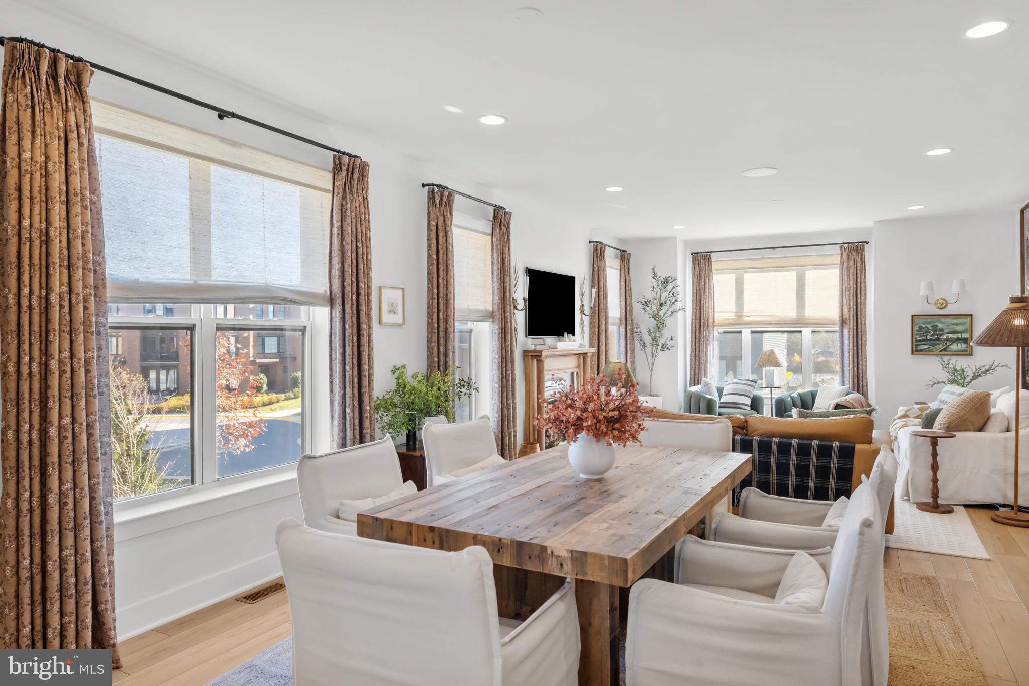 BRAMBLETON TOWN CENTER SOUTH - Residential