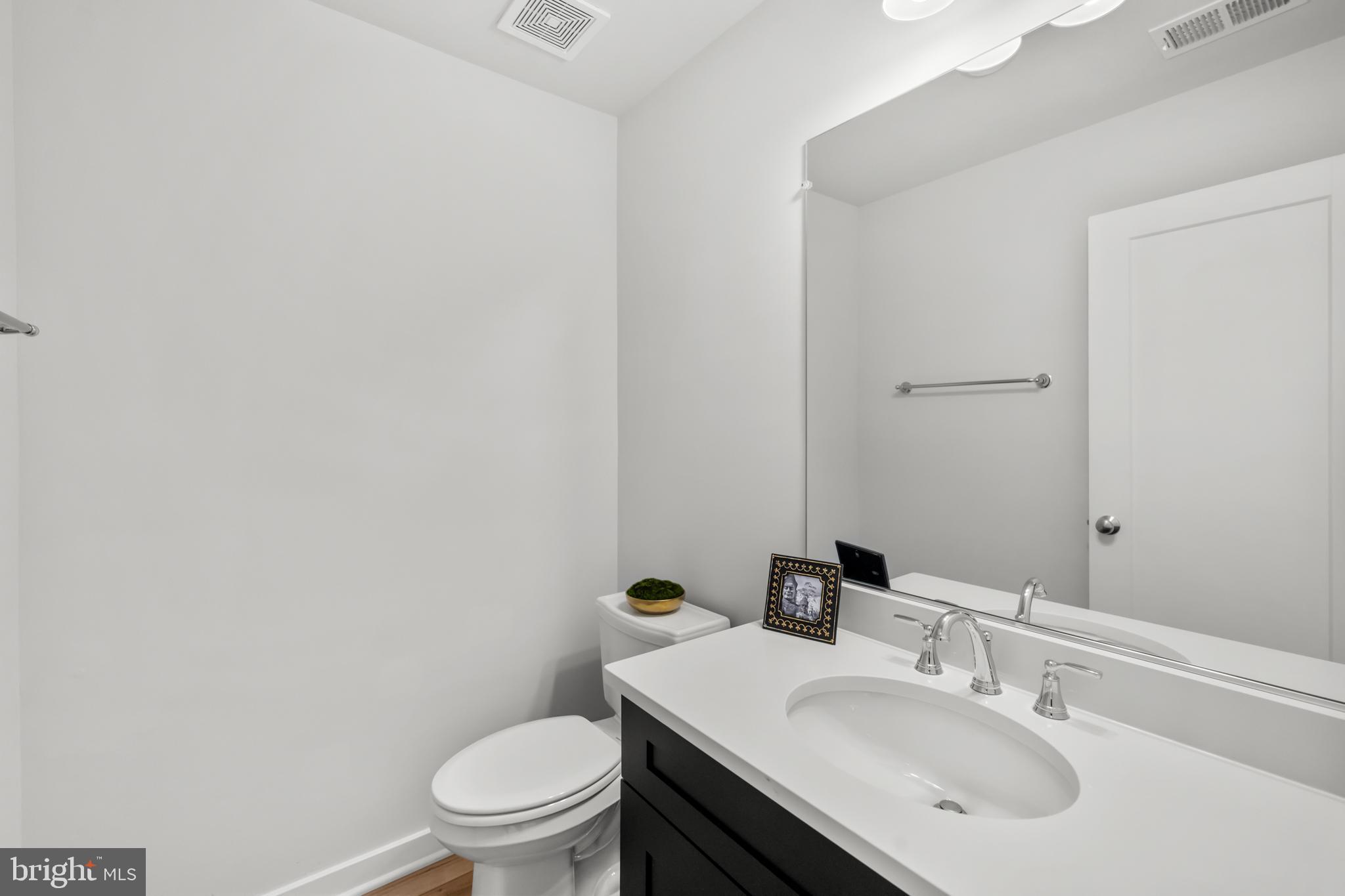 BRAMBLETON TOWN CENTER SOUTH - Residential