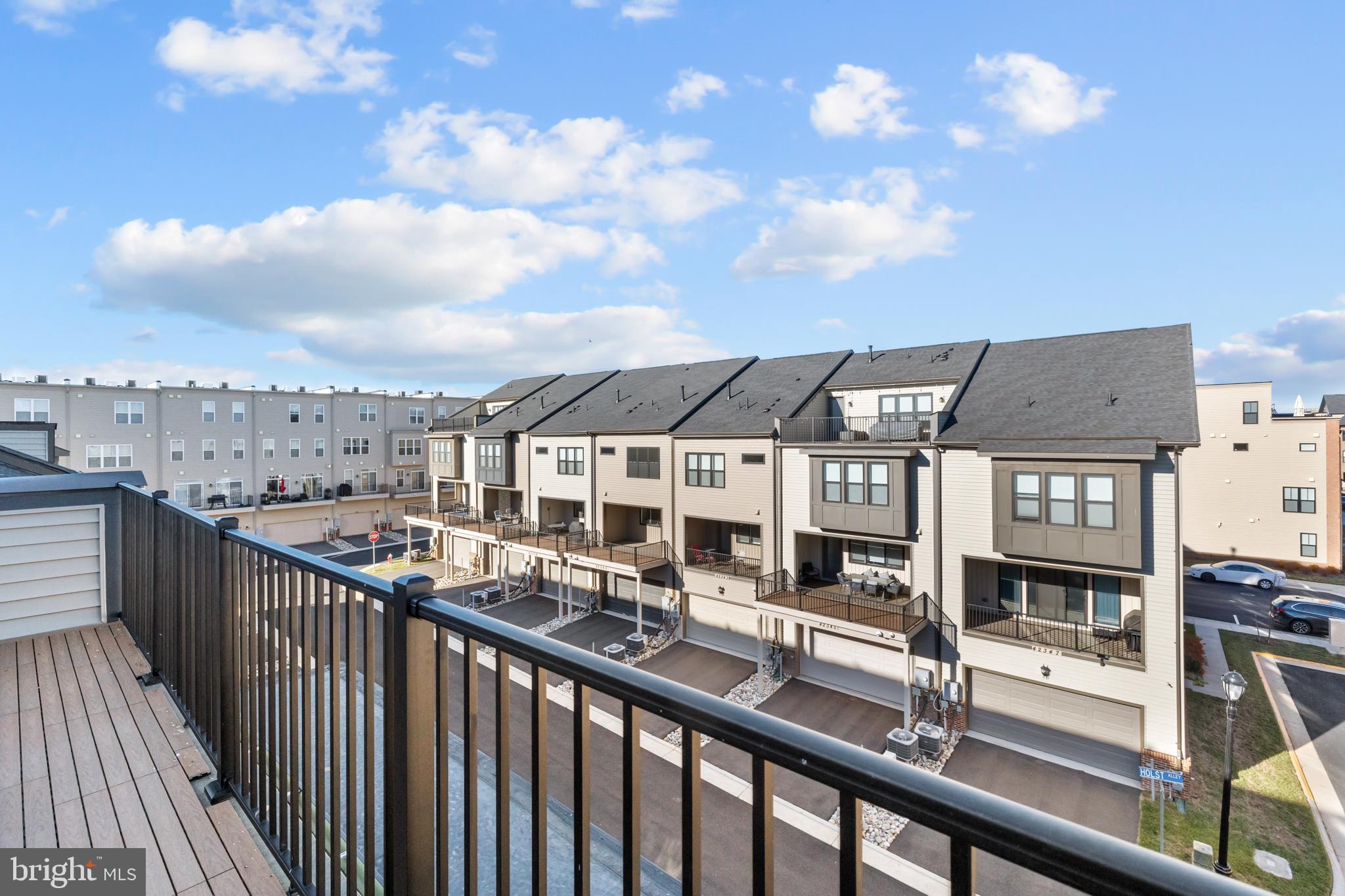 BRAMBLETON TOWN CENTER SOUTH - Residential