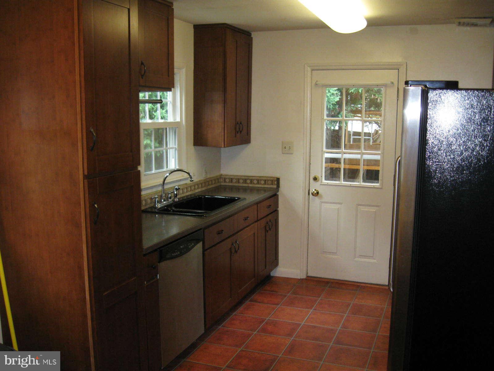 DALE CITY - Residential Lease