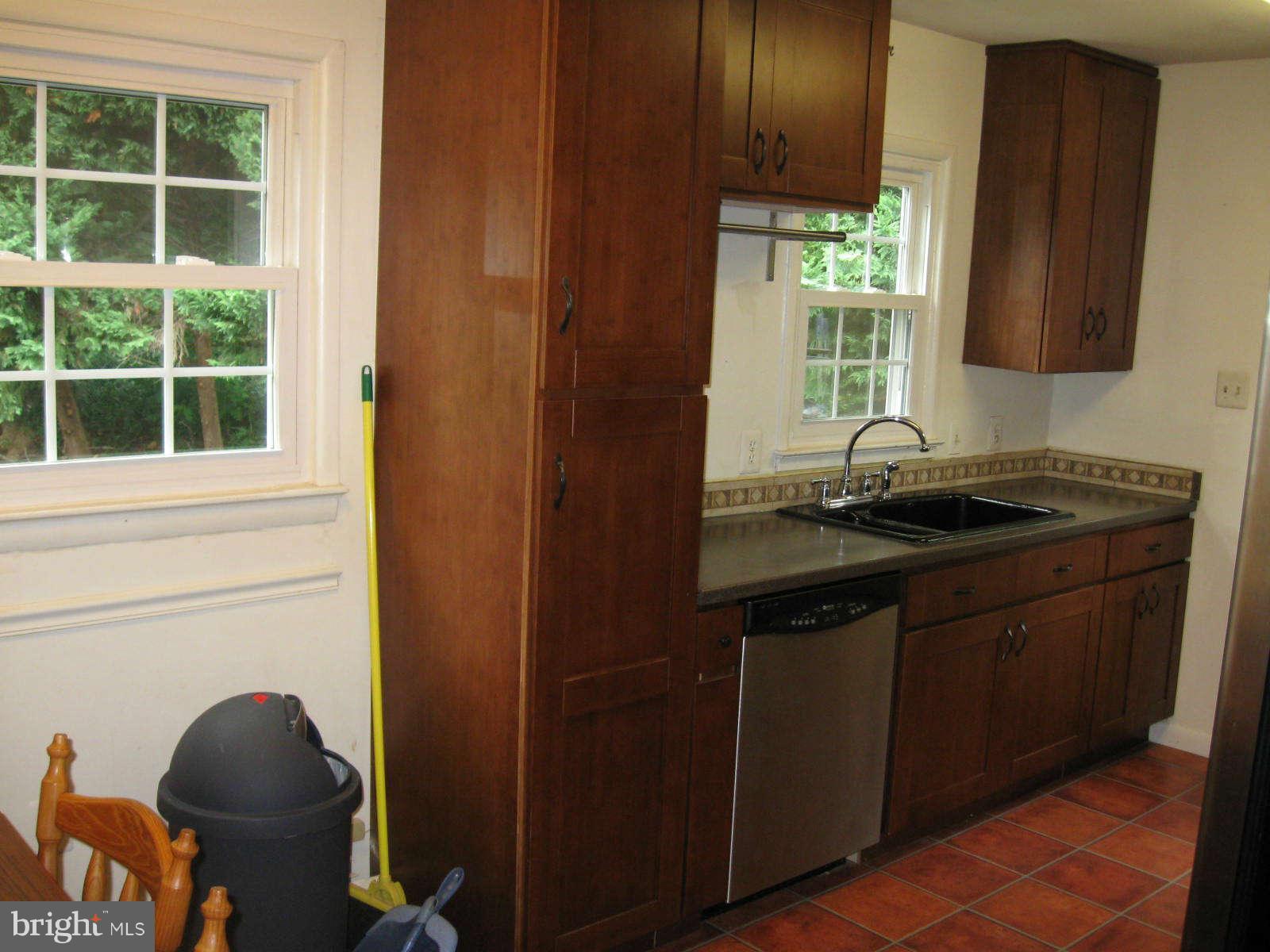 DALE CITY - Residential Lease