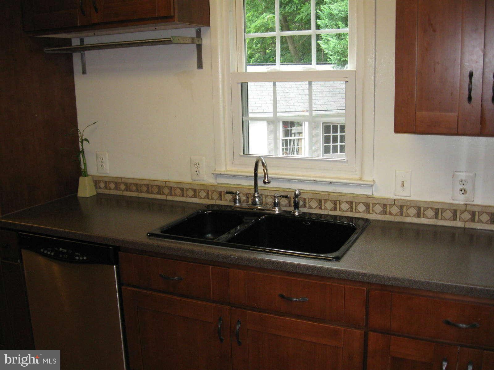 DALE CITY - Residential Lease