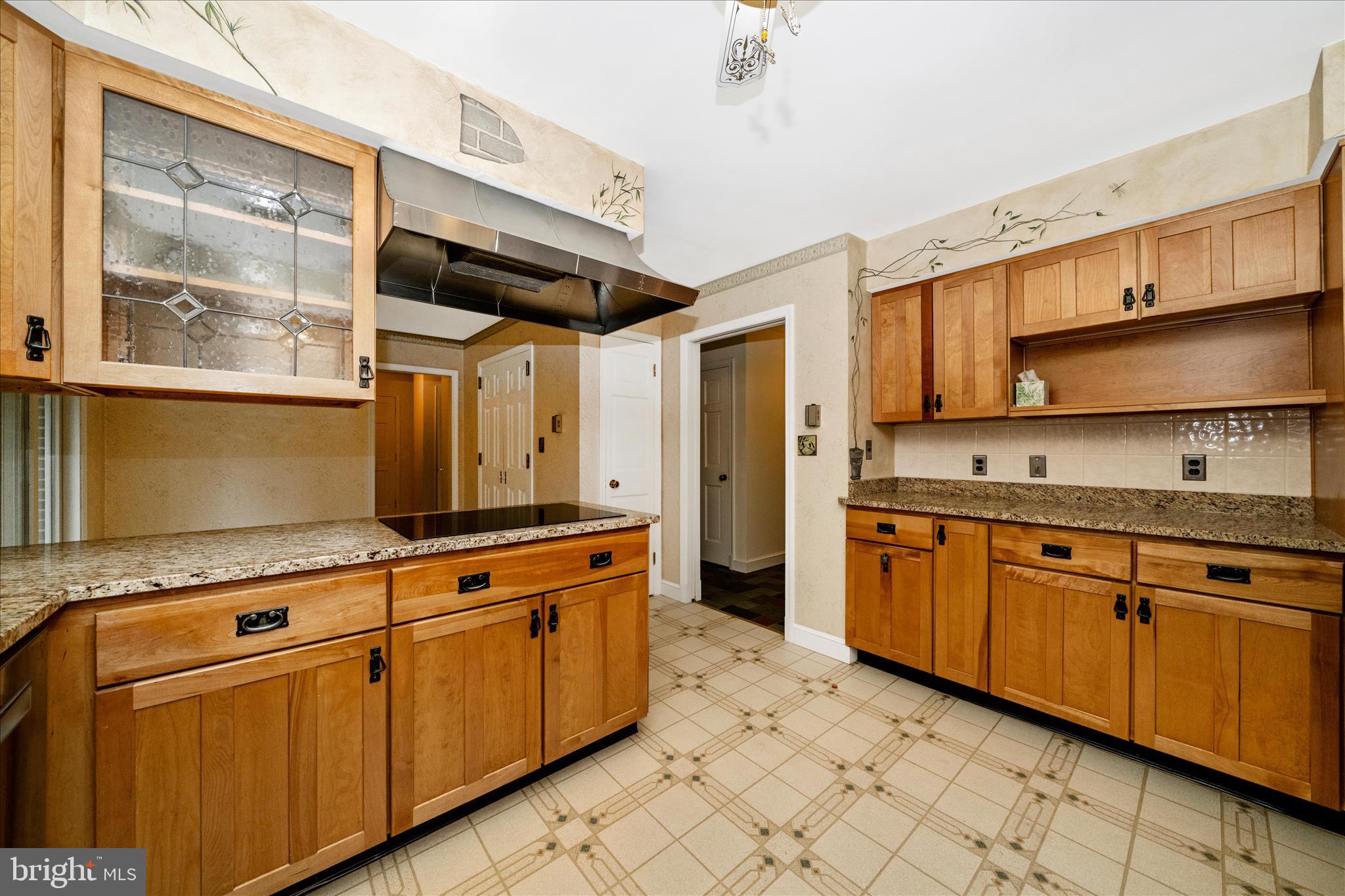 HAVILAND HILLS - Residential
