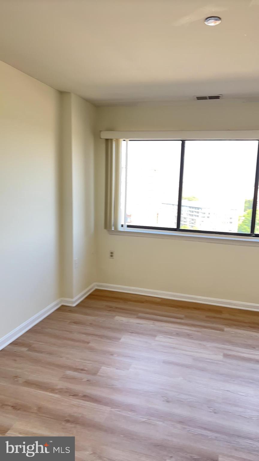 1301 N COURTHOUSE ROAD 1706