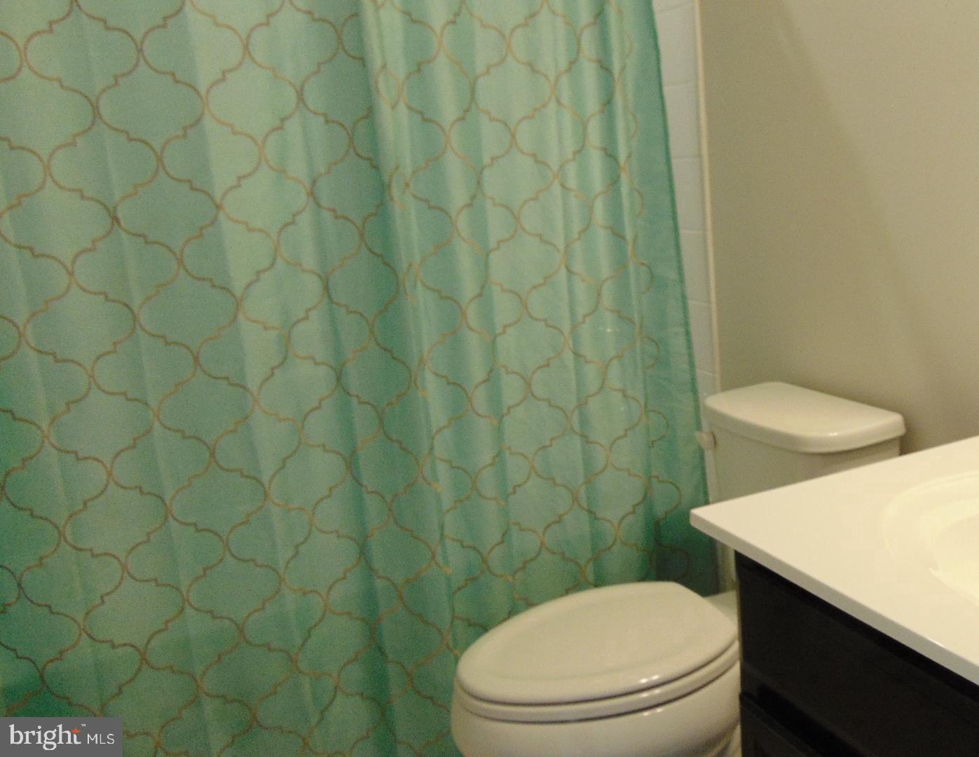 HIGHGATE VILLAGE - Residential Lease