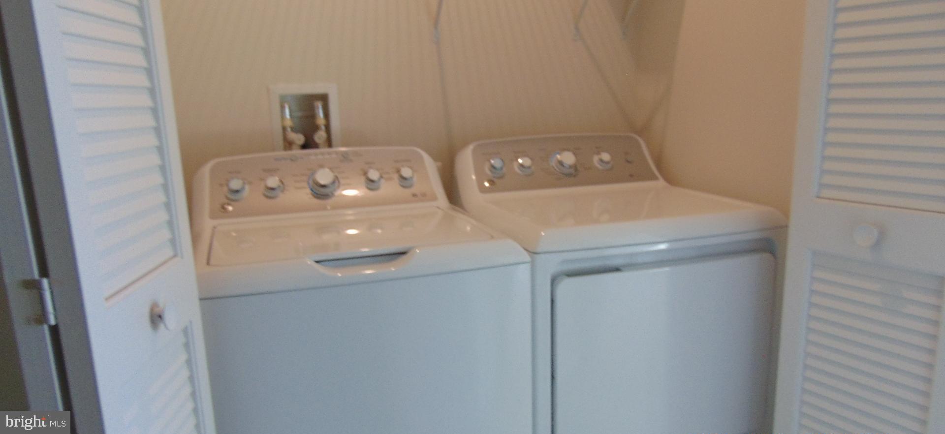 HIGHGATE VILLAGE - Residential Lease