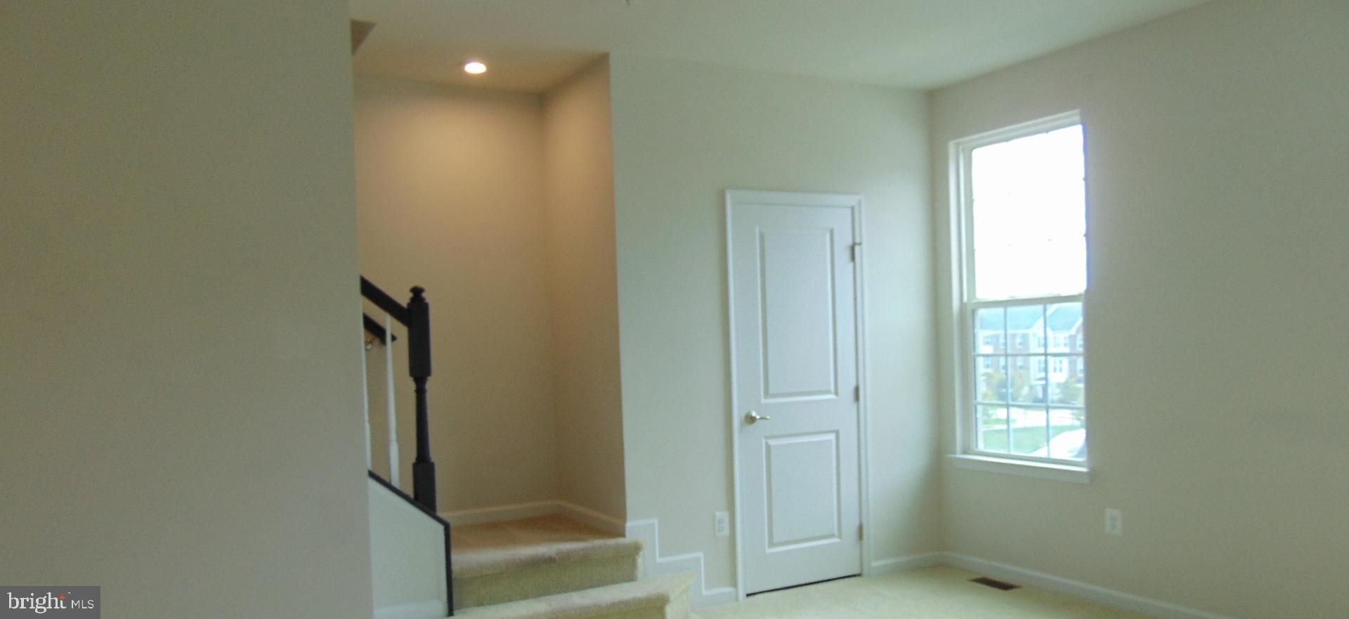 HIGHGATE VILLAGE - Residential Lease