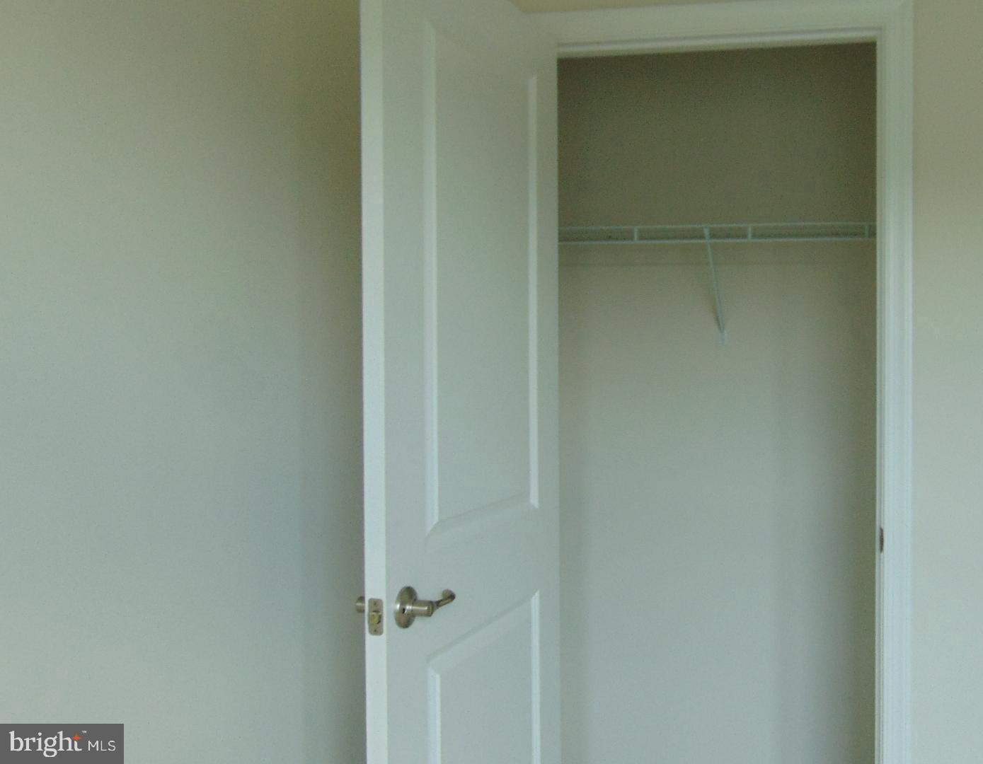 HIGHGATE VILLAGE - Residential Lease