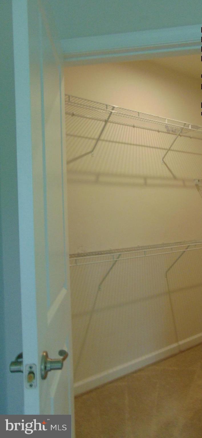 HIGHGATE VILLAGE - Residential Lease