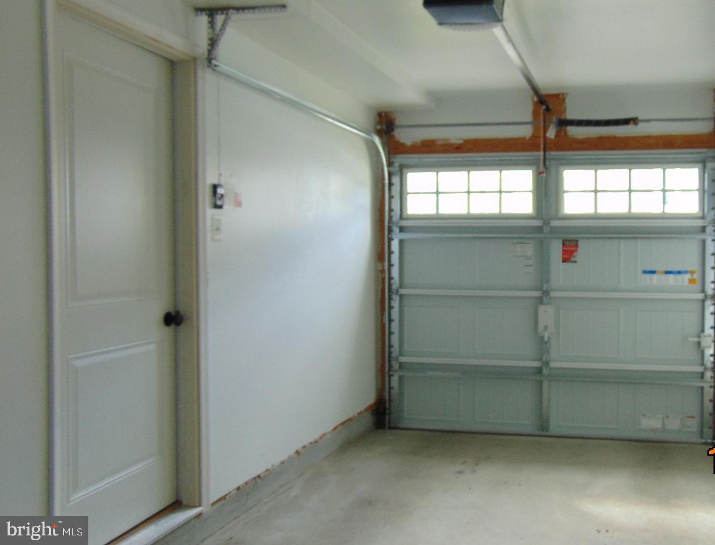 HIGHGATE VILLAGE - Residential Lease