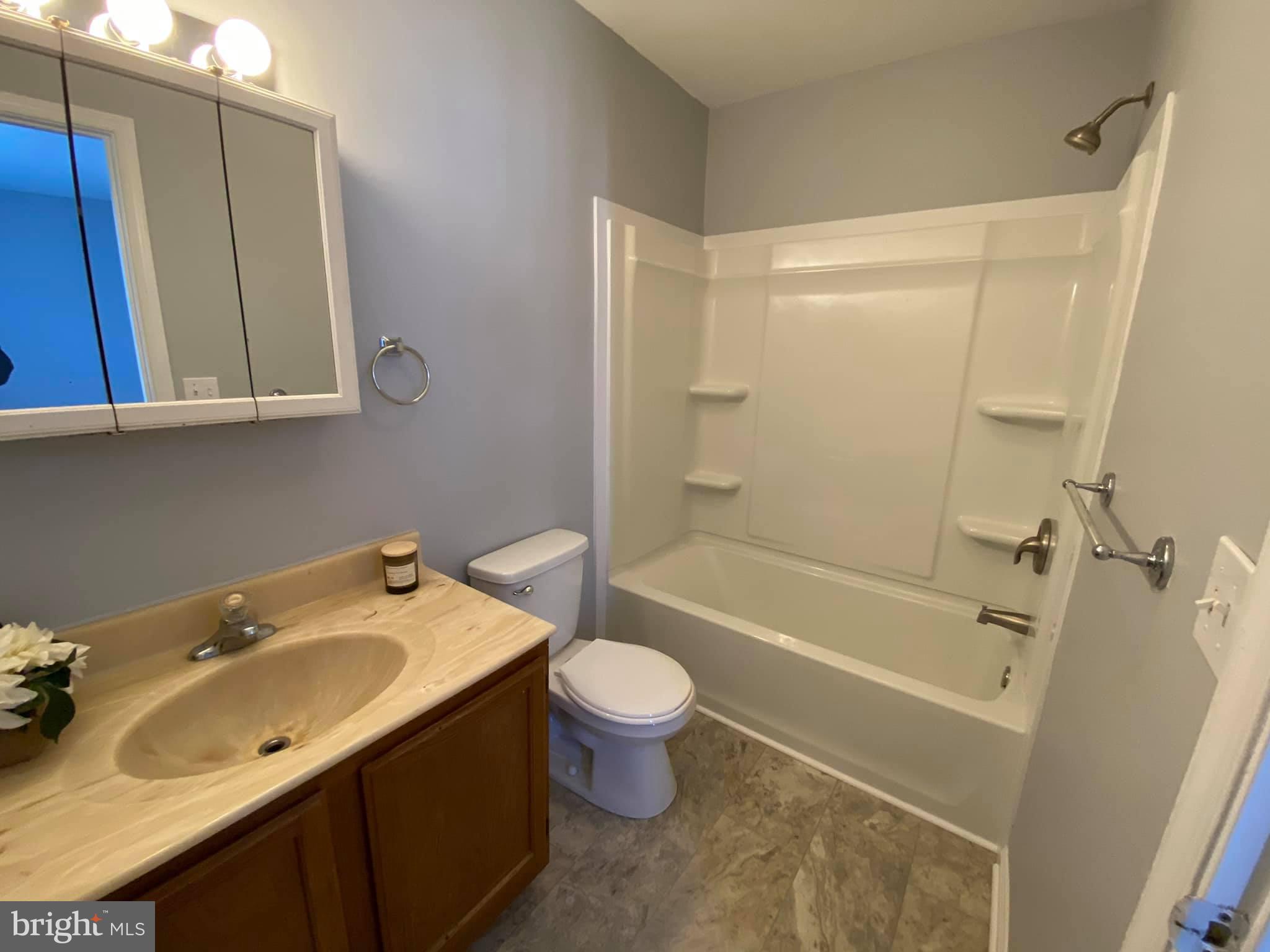 WOODBROOKE II CM - Residential Income