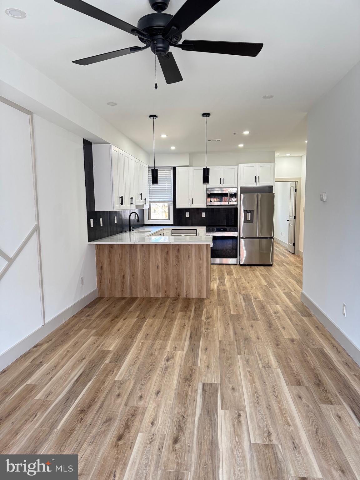 TEMPLE UNIVERSITY - Residential Lease