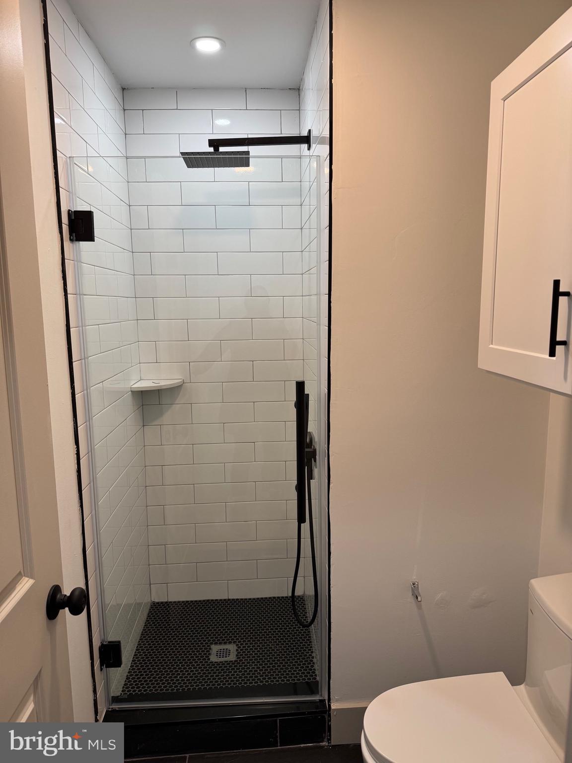 TEMPLE UNIVERSITY - Residential Lease