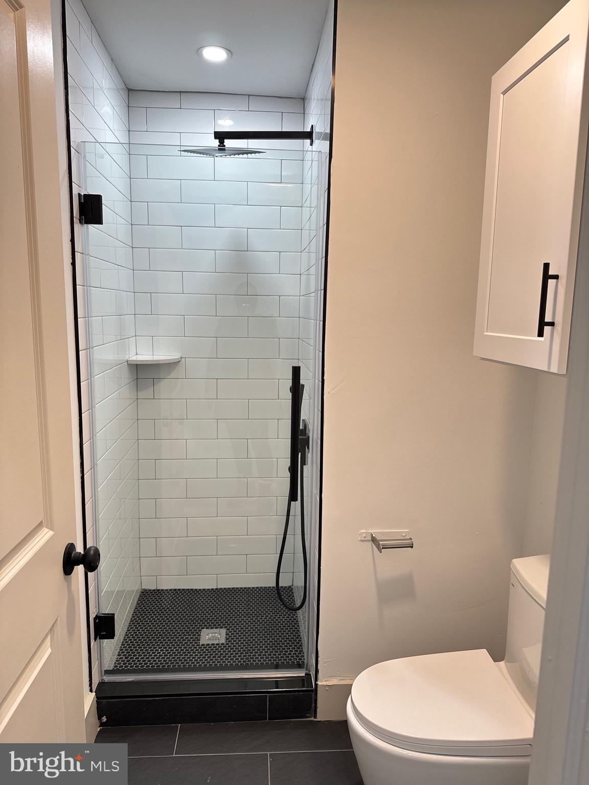 TEMPLE UNIVERSITY - Residential Lease